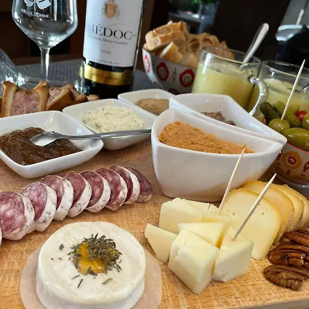 Oda ve Kahvaltı Repos Chez Margot Fajoles