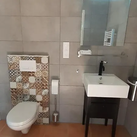 Repos Chez Margot Oda ve Kahvaltı Fajoles