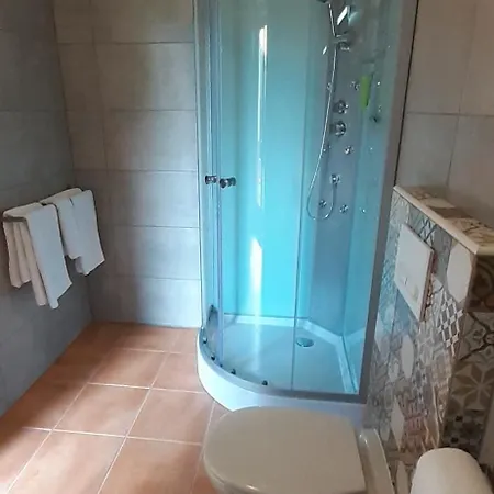Repos Chez Margot Oda ve Kahvaltı Fajoles